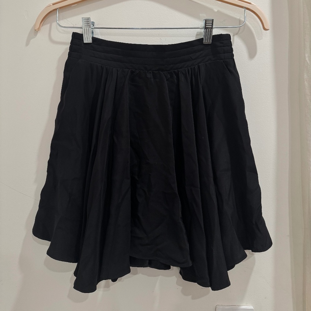Raquelle Women’s Black Silk Skirt (Size S)